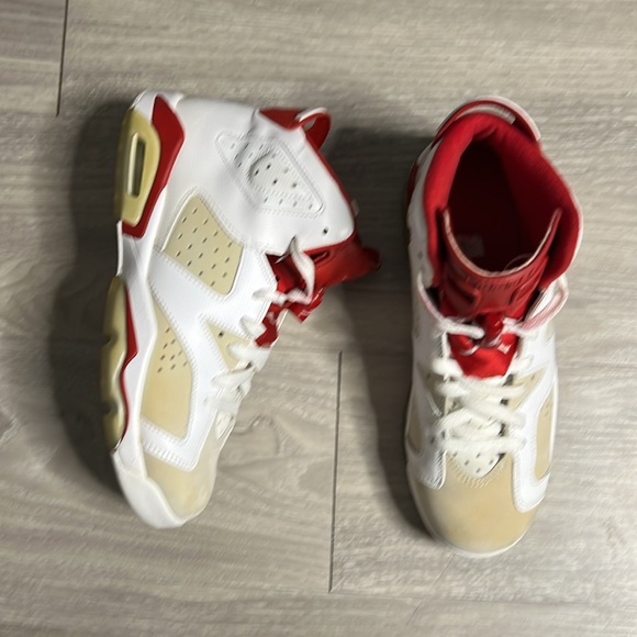 Air Jordan 6 Alternate Hare White & Red (8.5) - Picture 4 of 13